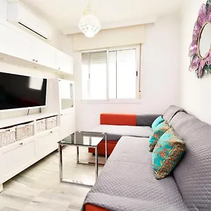 https://apartamento-fuengirola-centro-cerca-playa.1costadelsol.com